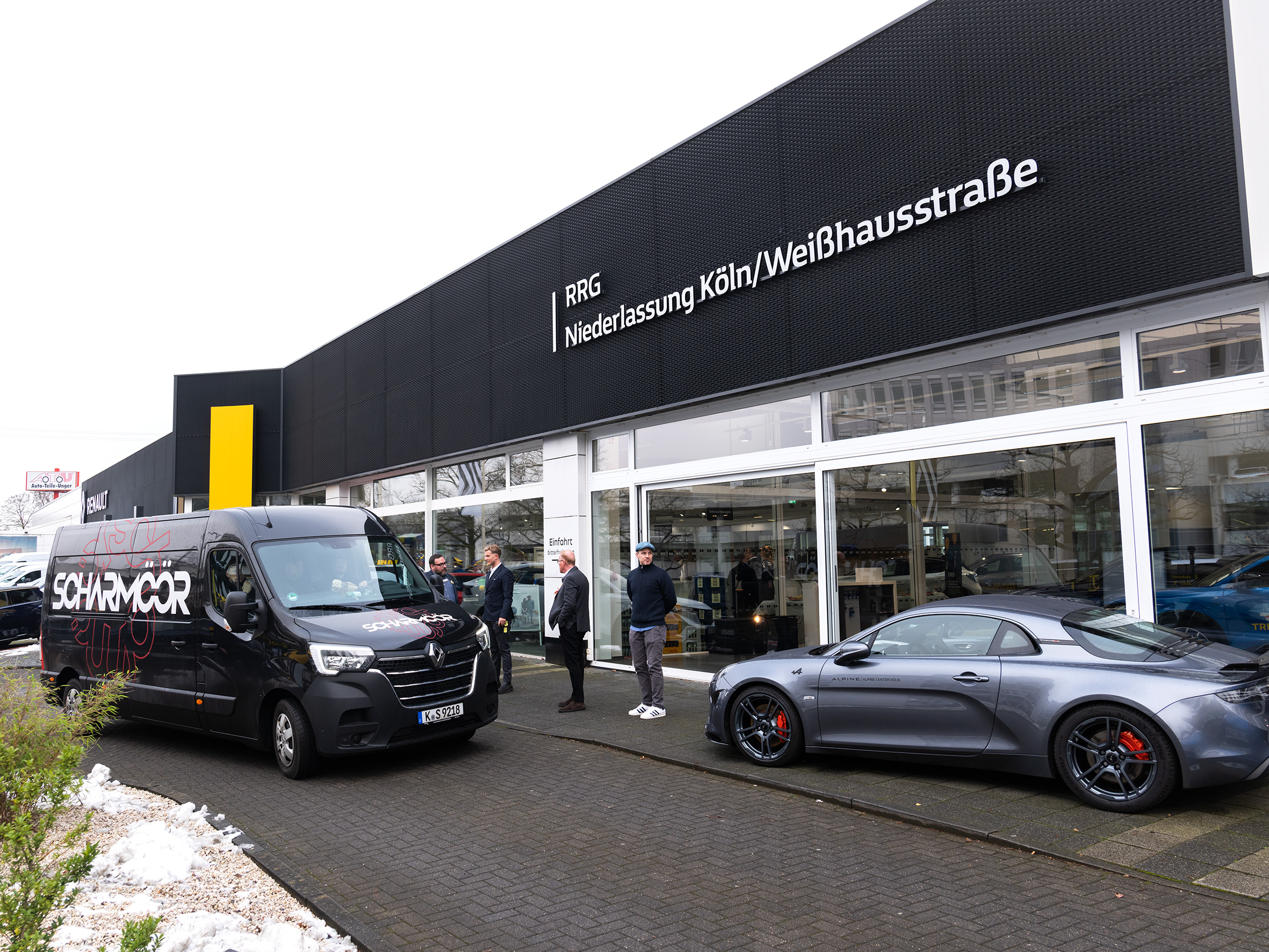 Schamöör Renault Retail Group Köln (4 Von 49)